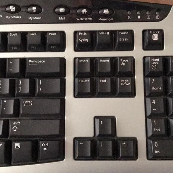 Keyboard - Picture 4 of 5
